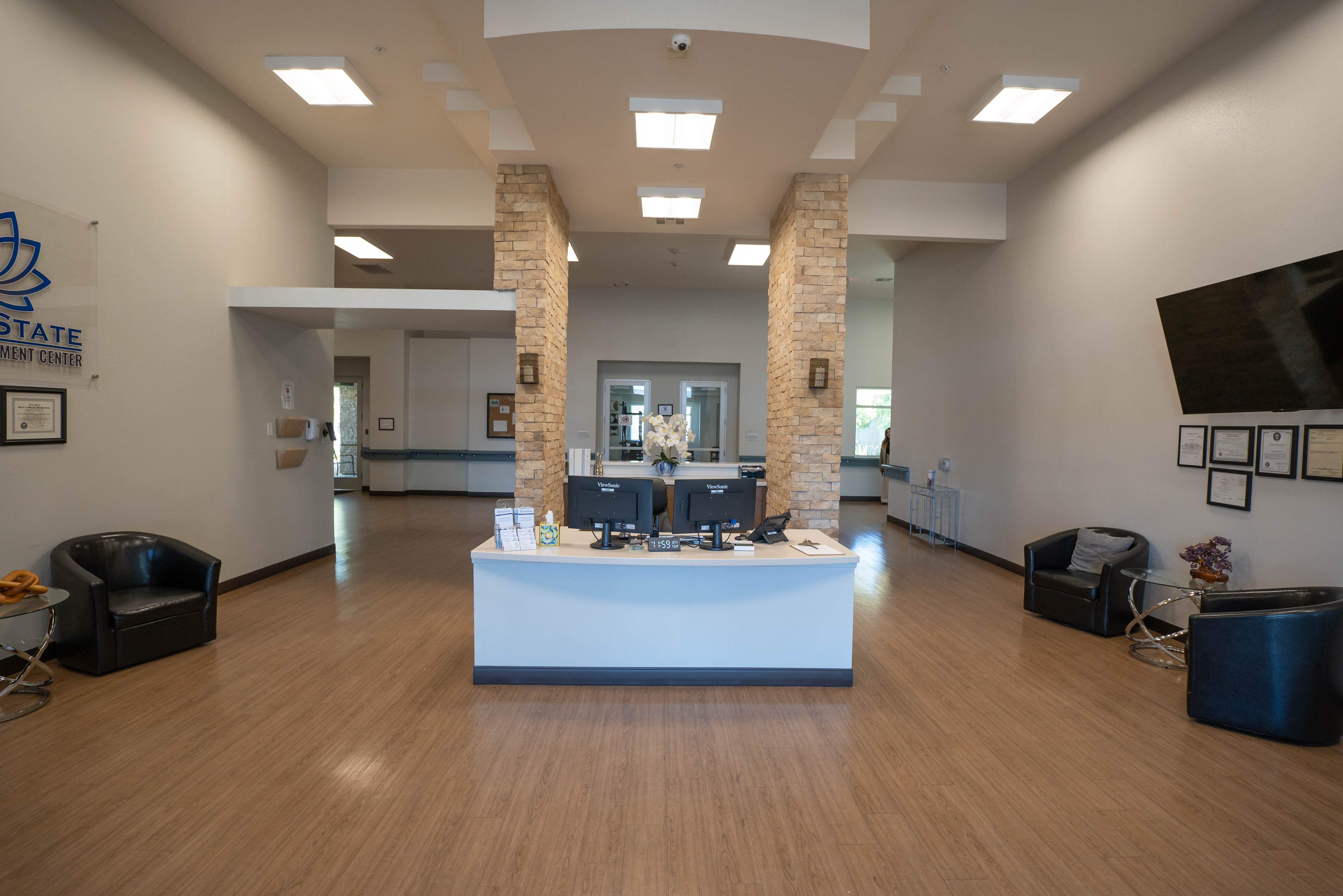 Silver State lobby front view with reception desk